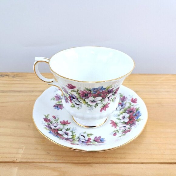 Paragon Flower Festival Collection-J - Tea Cup & Saucer - Picture 7 of 7